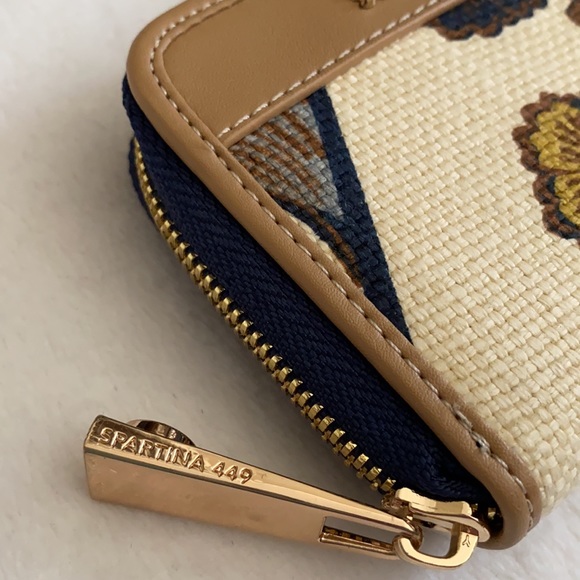 Spartina 449 | Yemaya First Mate Wallet Cream Linen Floral Navy/Gold/Pale Blue - Picture 4 of 16